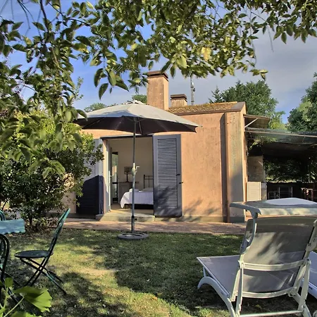 Haustierfreundliches 'cottage Glicini' Mit Pool Und Aussicht By Interhome Casa vacanze Ostra