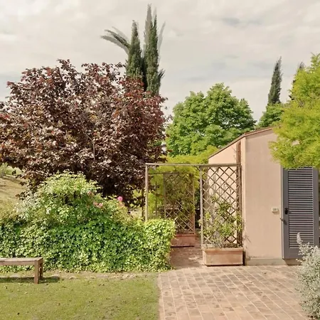בית נופש Haustierfreundliches 'cottage Glicini' Mit Pool Und Aussicht By Interhome Ostra